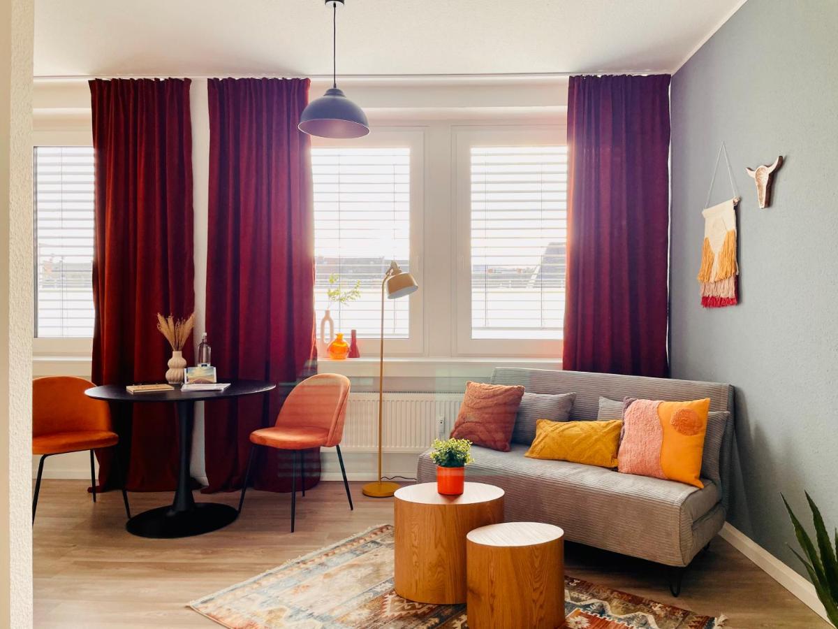 Klassen Stay - Exklusives Apartment Am Hbf - Kueche, Netflix, Kingsizebett Koblenz  Kültér fotó